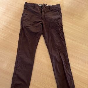 Levi’s maroon (faded stripes) pants CA00342 WPL423